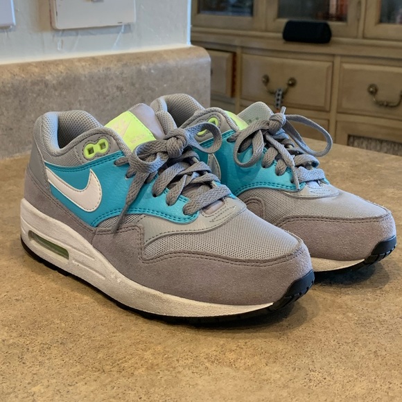 air max 1 size 5